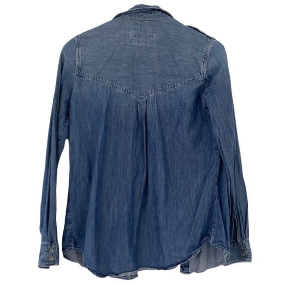 NWOT Express Chambray Button Down - Picture 4 of 9